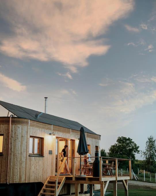 Wohnwagon Paul - Autarkie Erleben! - Tiny House Villa Oberschneiding Екстериор снимка