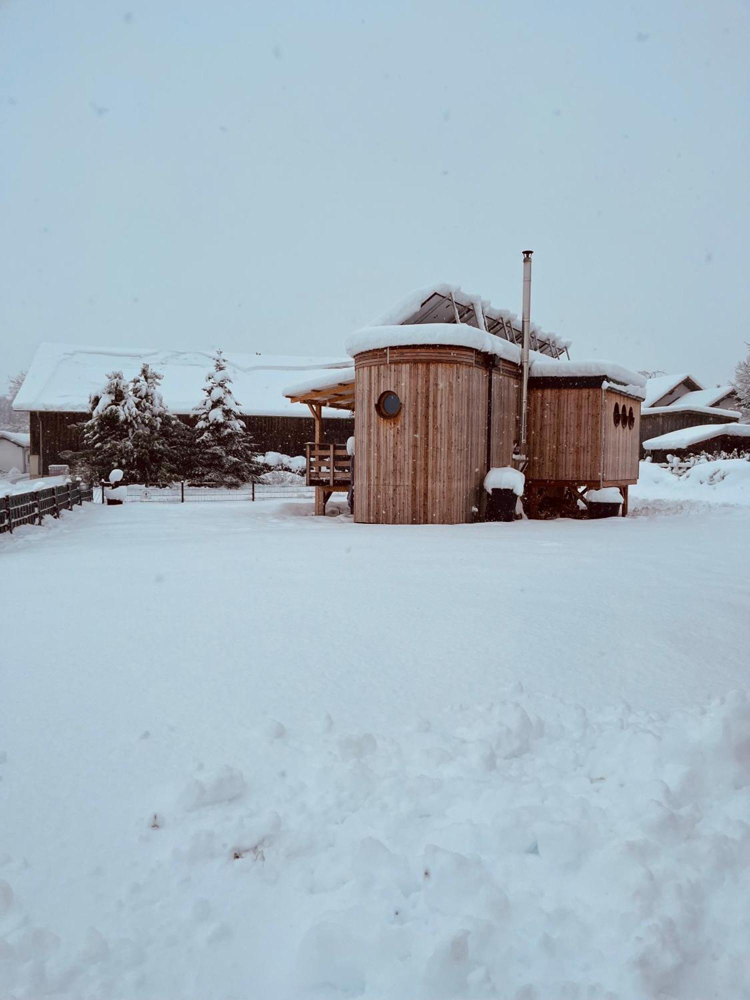 Wohnwagon Paul - Autarkie Erleben! - Tiny House Villa Oberschneiding Екстериор снимка